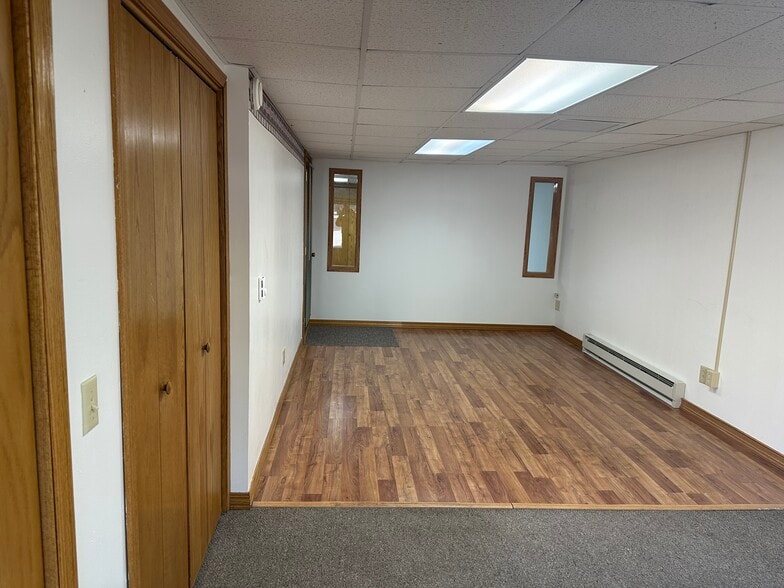 More Photos Of 325-327 E. Broadway, Missoula Office For Lease