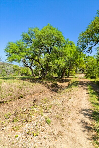 More Photos Of 550 Jackson Rd, Marble Falls Land For Sale