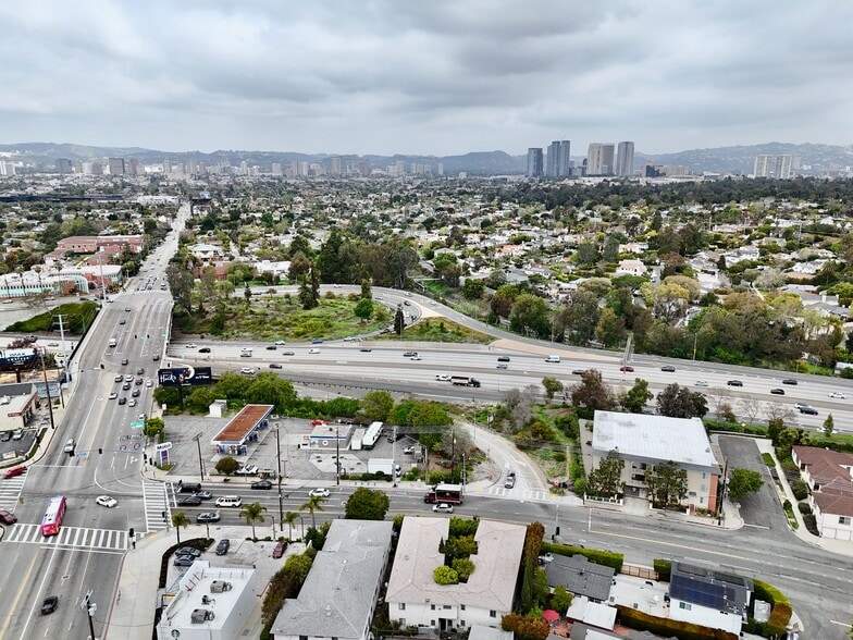 More Photos Of 3189 Cheviot Vista Pl, Los Angeles Apartments For Sale