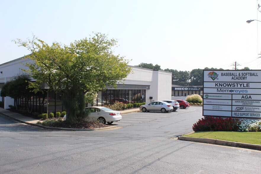 Primary Photo Of 3039 Amwiler Rd, Peachtree Corners Light Distribution For Lease