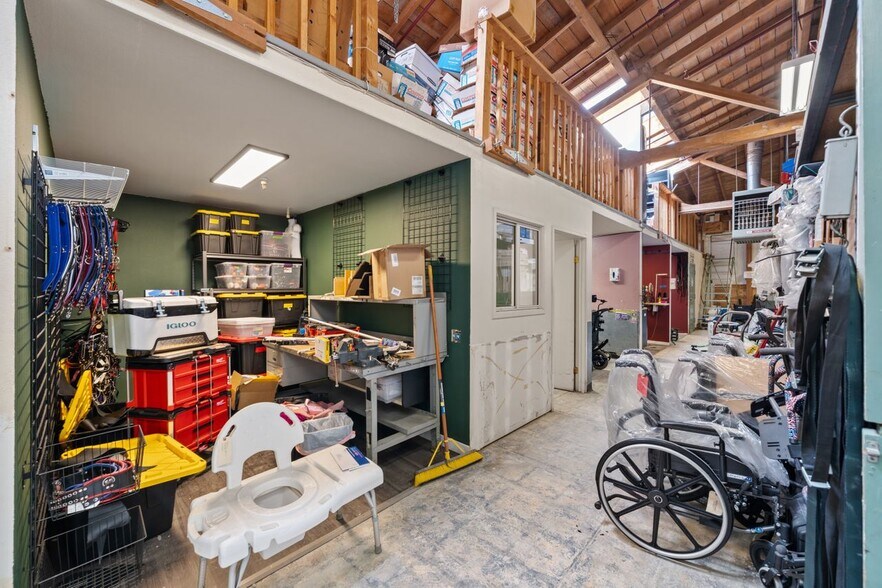 More Photos Of 2911 Shattuck Ave, Berkeley Storefront For Sale
