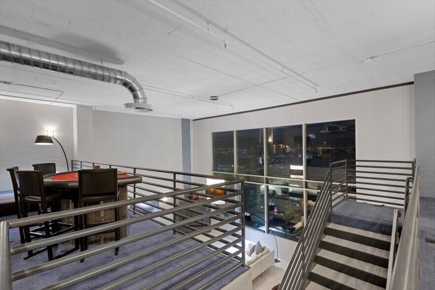 More Photos Of 900 S Las Vegas Blvd, Las Vegas Apartments For Sale