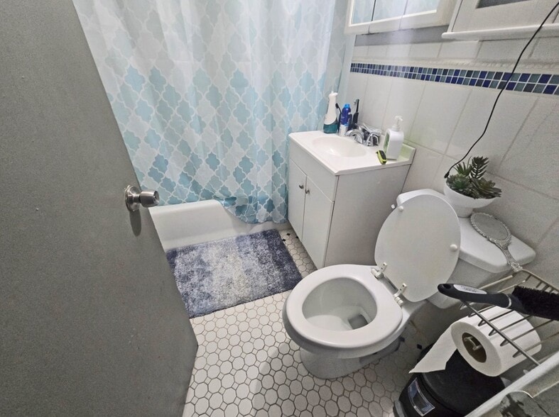 More Photos Of 238 Maple St, Agawam Apartments For Sale