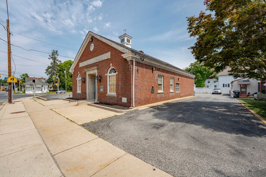 More Photos Of 100 Mantua Blvd, Mantua Office For Sale