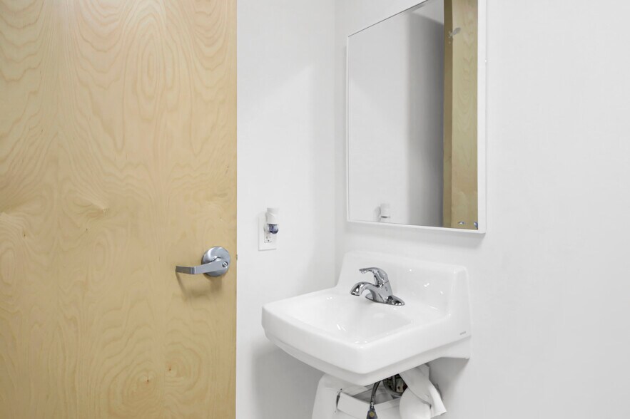 More Photos Of 346 SW Peters St, Atlanta Apartments For Lease