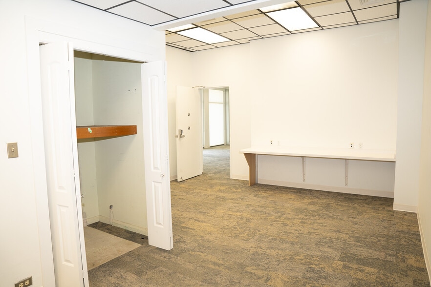 More Photos Of 171 Tequesta Dr, Tequesta Medical For Lease