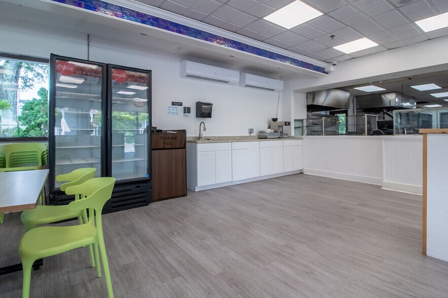 More Photos Of 127 S Main St, Ellenville Fast Food For Sale