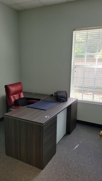 More Photos Of 6989 E Fowler Ave, Temple Terrace Unknown For Lease
