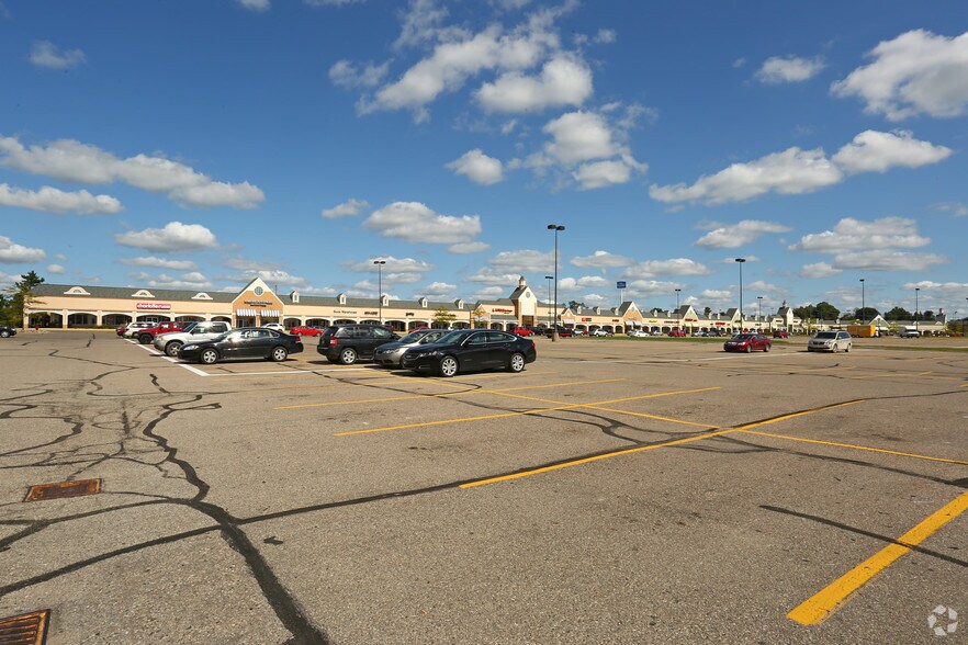 More Photos Of 1475 N Burkhart Rd, Howell Unknown For Lease