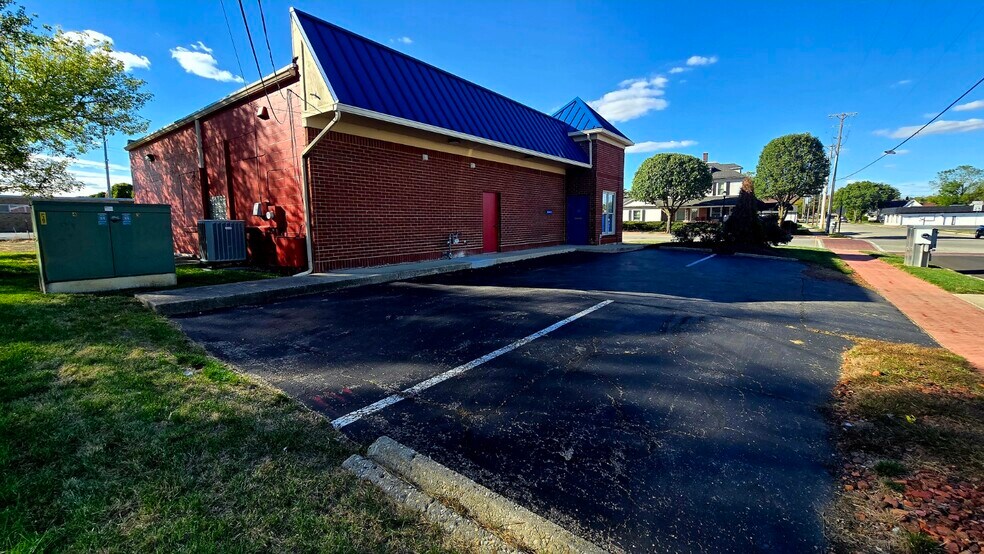 More Photos Of 100 W National Rd, Englewood Medical For Sale