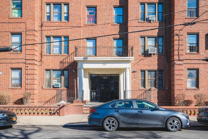 More Photos Of 751 Troy Ave, Brooklyn Apartments For Sale