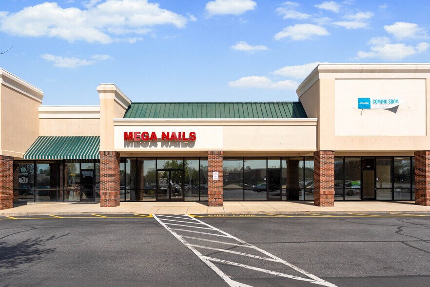 More Photos Of 1837 E Broad St, Statesville Unknown For Lease