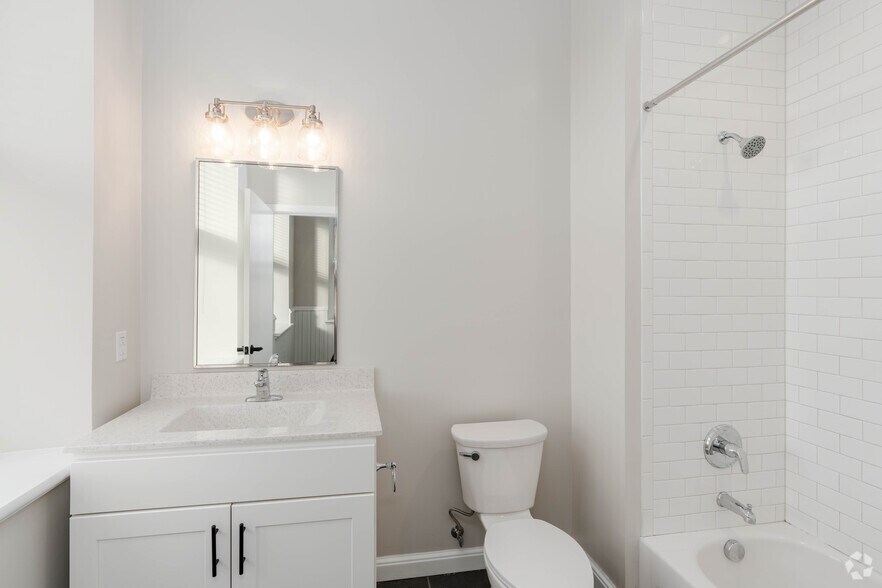 More Photos Of 1 S Wolfe St, Baltimore Apartments For Sale