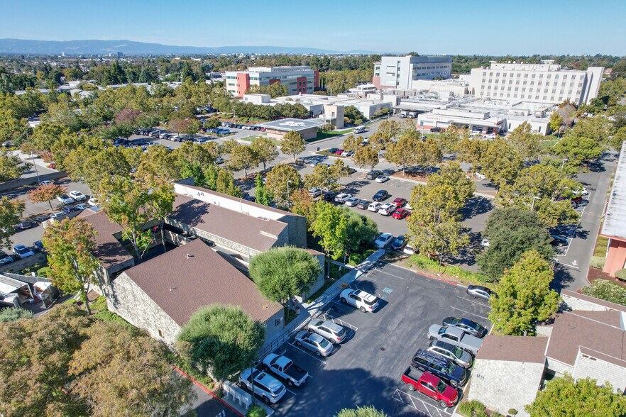More Photos Of 135 N Jackson Ave, San Jose Medical For Sale
