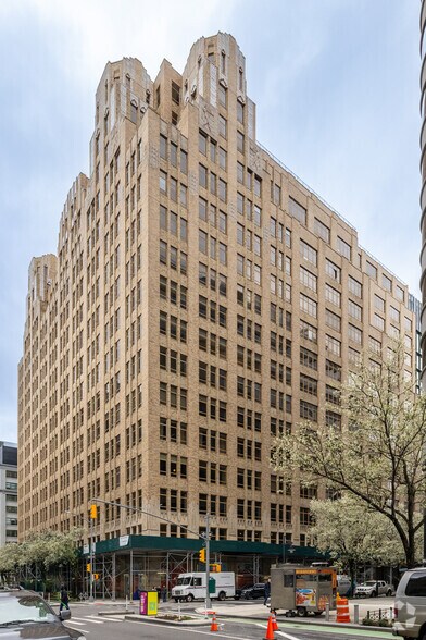 More Photos Of 345 Hudson St, New York Office For Sale