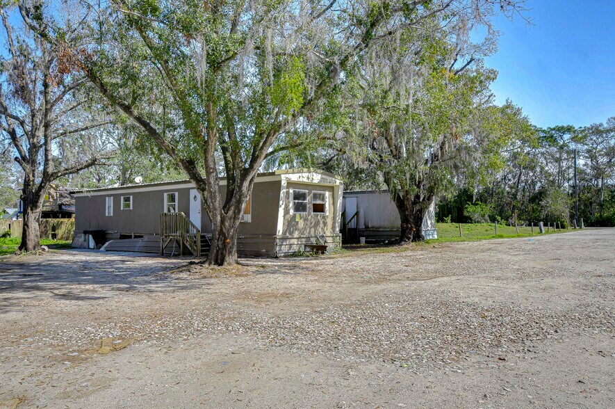 More Photos Of 425 18th St SE, Ruskin Manufactured Housing Mobile Home Park For Sale