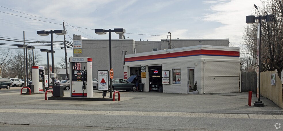 More Photos Of 60 Jerusalem Ave, Hicksville Service Station For Sale
