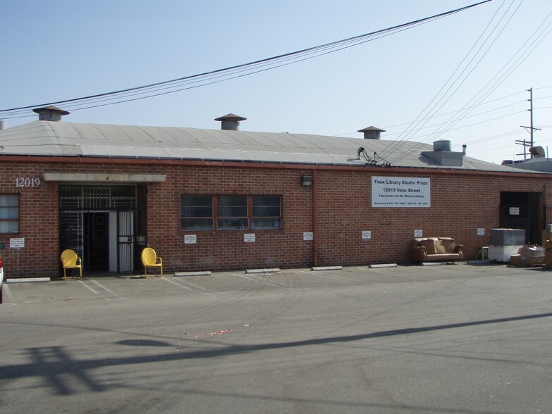 More Photos Of 12017-12021 Vose St, North Hollywood Warehouse For Lease