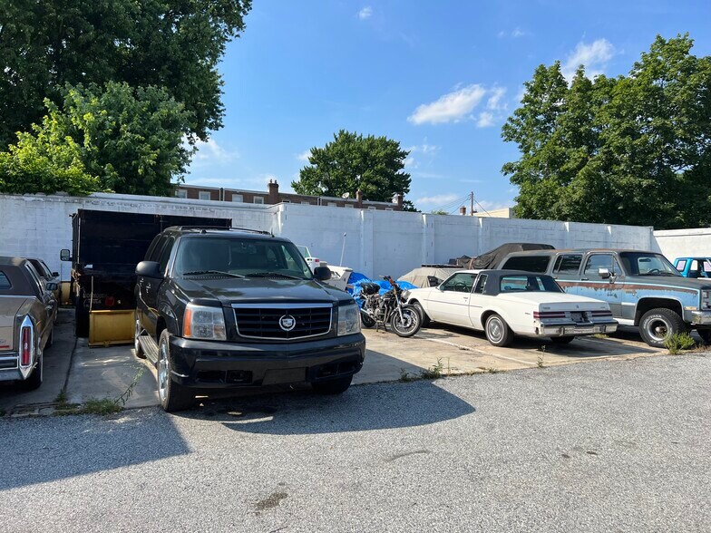 More Photos Of 410 S Springfield Rd, Clifton Heights Industrial For Sale