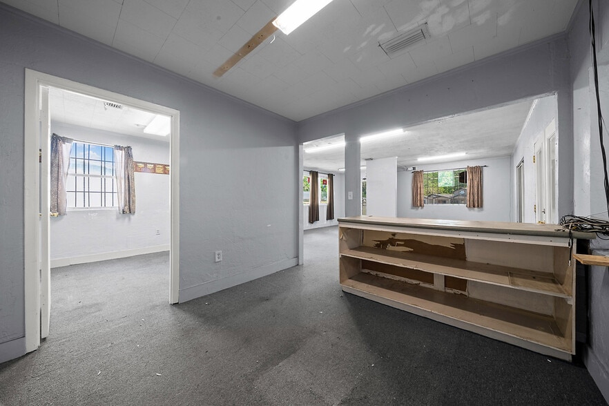 More Photos Of 4450 S Pine Ave, Ocala Warehouse For Sale