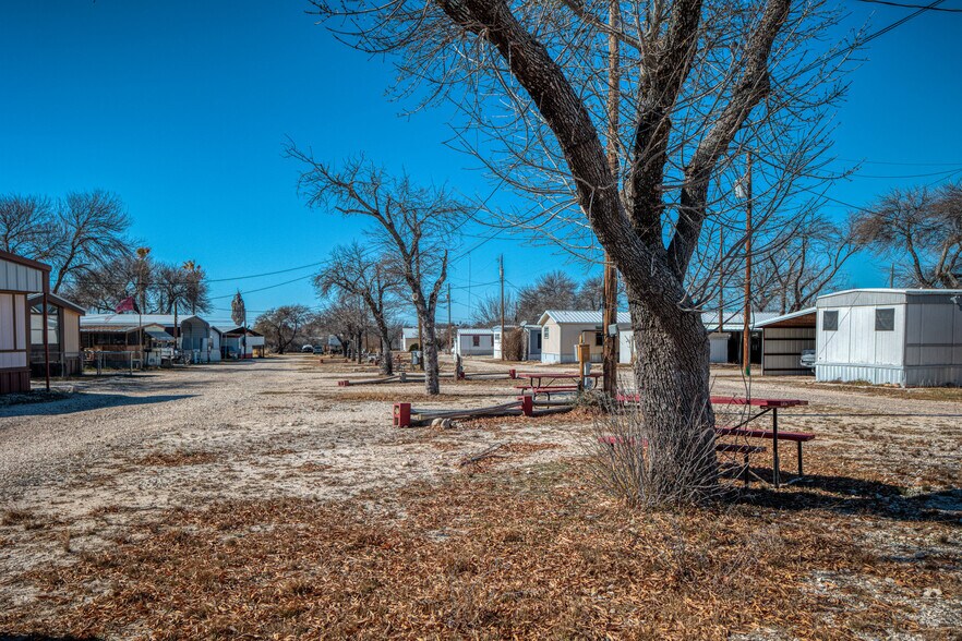 More Photos Of 9685 US 90 hwy, Del Rio Manufactured Housing Mobile Home Park For Sale