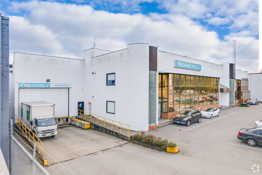 More Photos Of 2580 Viscount Way, Richmond Warehouse For Lease