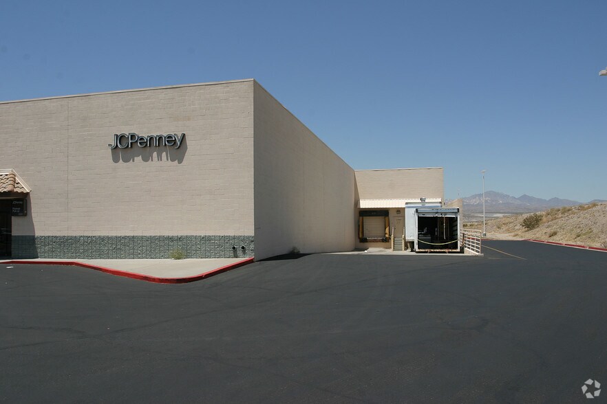 More Photos Of 2350 Miracle Mile, Bullhead City Unknown For Lease