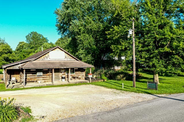 More Photos Of 4525 Salt Creek Rd, Nashville Storefront Retail Office For Sale