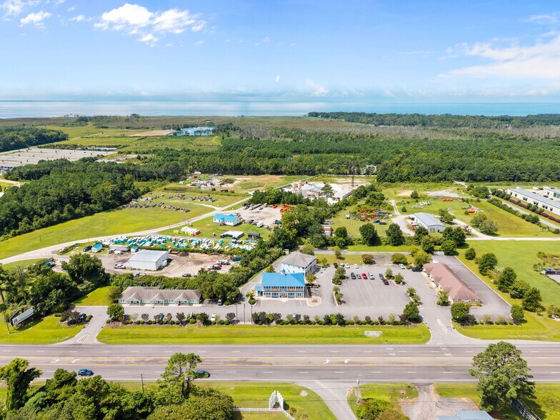 More Photos Of 8468 Caratoke Hwy, Powells Point Bank For Lease