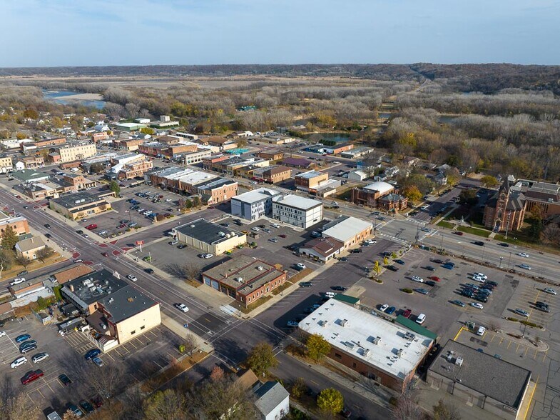 More Photos Of 410 S Minnesota Ave, Saint Peter Apartments For Sale