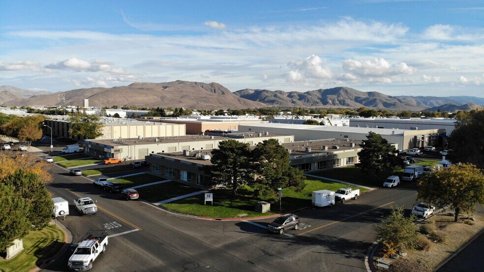 More Photos Of 385 Freeport Blvd, Sparks Light Distribution For Lease