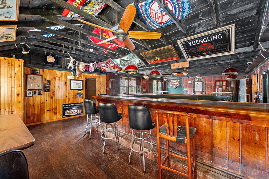 More Photos Of 221 White Horse Pike, Chesilhurst Bar For Sale