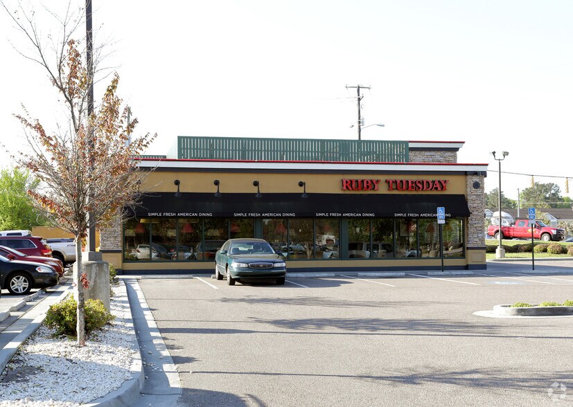 More Photos Of 7400 Northside Dr, North Charleston Restaurant For Lease