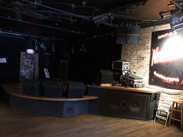 More Photos Of 188 Main St, Burlington Restaurant For Lease