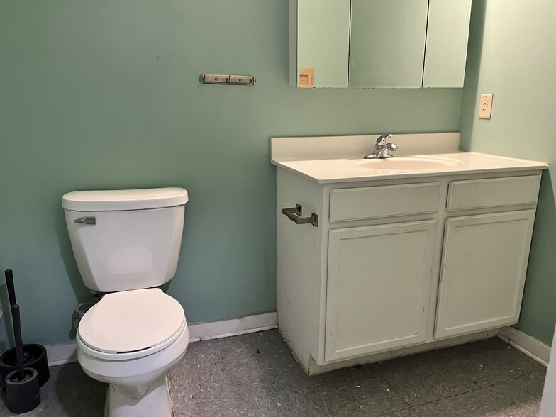 More Photos Of 216-218 S Minnesota Ave, Saint Peter Apartments For Sale