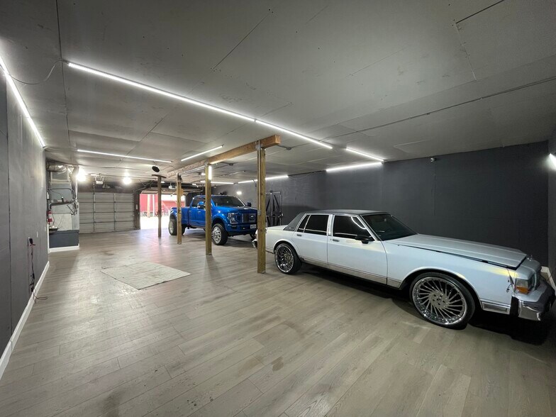 More Photos Of 105 S 2nd St, Richmond General Retail For Sale