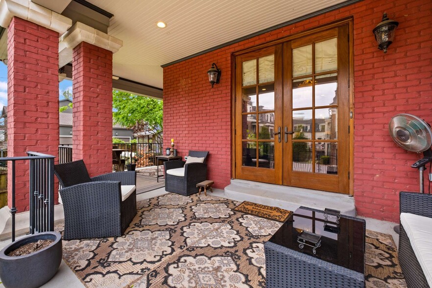 More Photos Of 1308 6th Ave N, Nashville Office Residential For Sale