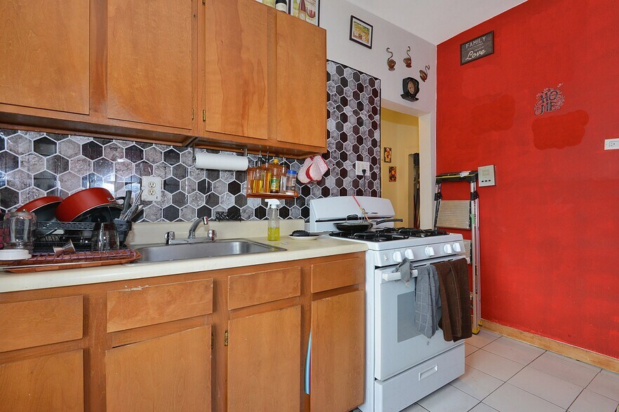 More Photos Of 40-12 67th St, Woodside Apartments For Sale
