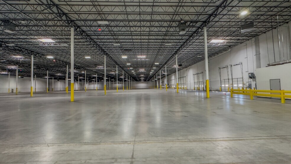 More Photos Of 465 Industrial Ave, Santa Teresa Manufacturing For Lease