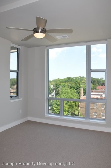 More Photos Of 4175 N Oakland Ave, Shorewood Multifamily For Sale