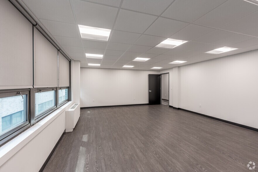 More Photos Of 200 Mamaroneck Ave, White Plains Unknown For Lease