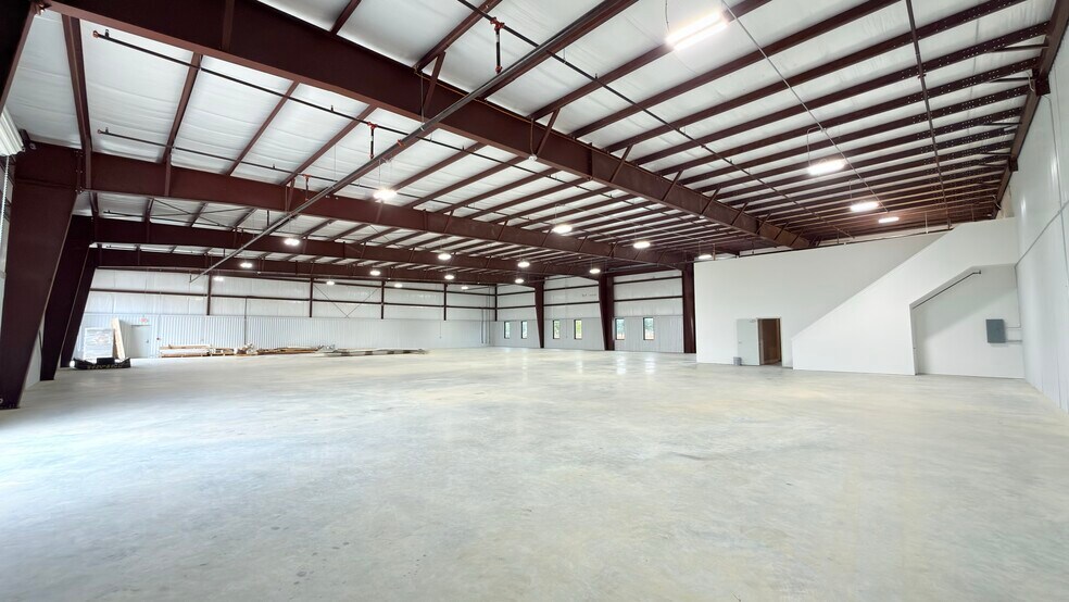 More Photos Of 3522 N Mason Rd, Katy Warehouse For Lease