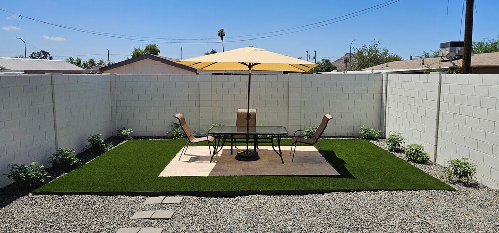 More Photos Of 2051 E Michigan Ave, Phoenix Apartments For Sale