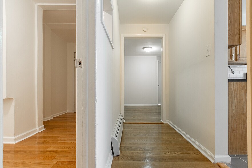 More Photos Of 16 Weldon St, Jersey City Multifamily For Sale