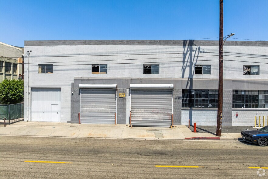 More Photos Of 4383 Fruitland Ave, Vernon Manufacturing For Sale