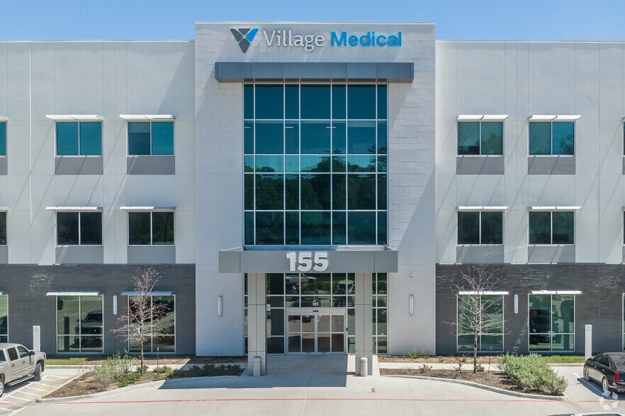 More Photos Of 155 School St, Tomball Medical For Lease