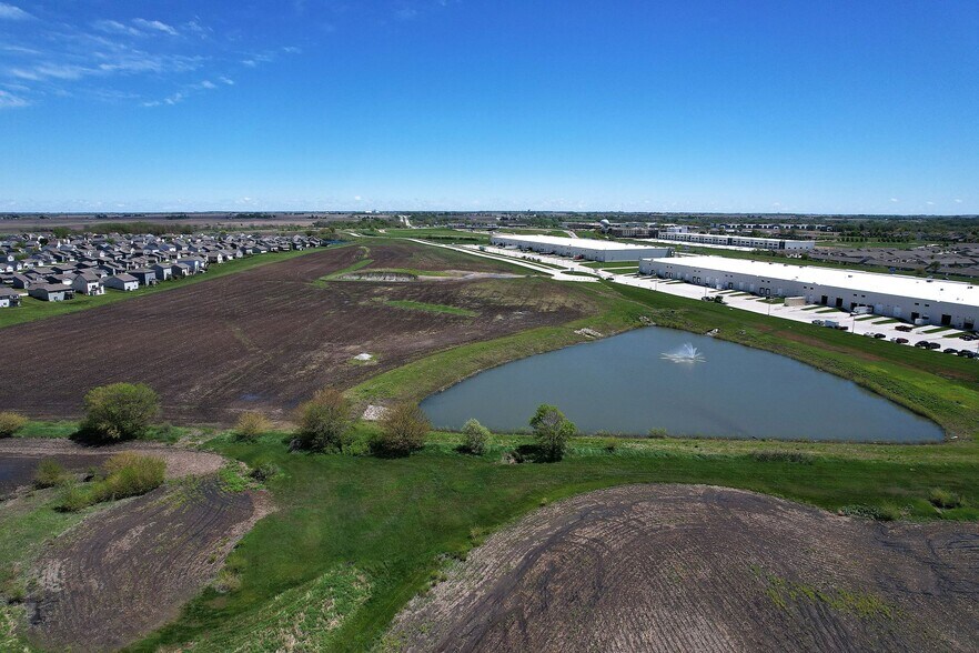 More Photos Of 800 Commerce Parkway SW, Bondurant Land For Sale