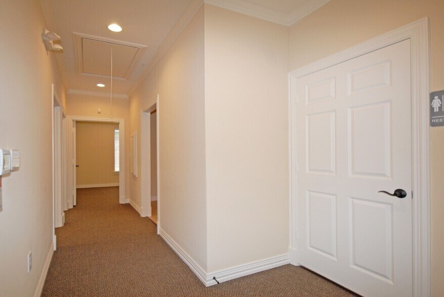 More Photos Of 425 Old Newman Rd, Frisco Medical For Lease