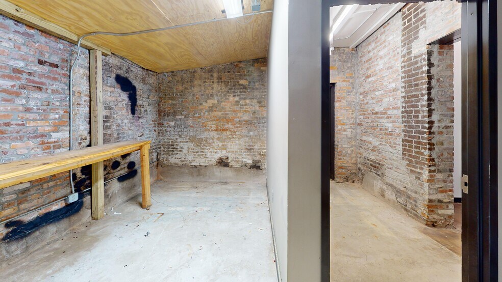 More Photos Of 1023 Broadway, Columbus Storefront For Lease