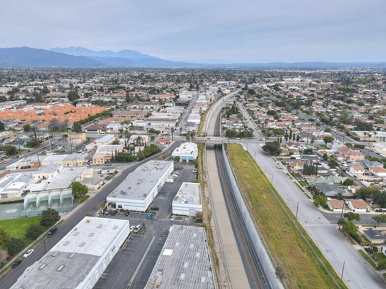 More Photos Of 236 Clary Ave, San Gabriel Warehouse For Lease